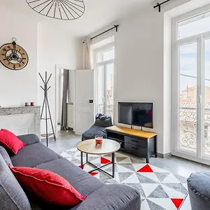toulon-superbe-appartement-avec-2-chambres.fr-provencehotel.com/