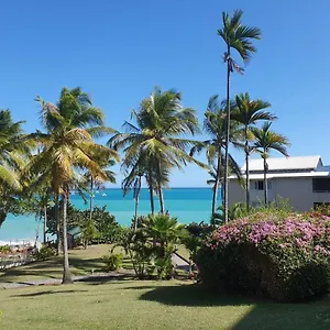 grand-studio-de-41-m-vue-mer-et-jardin-tropical.comcaribbean.com/